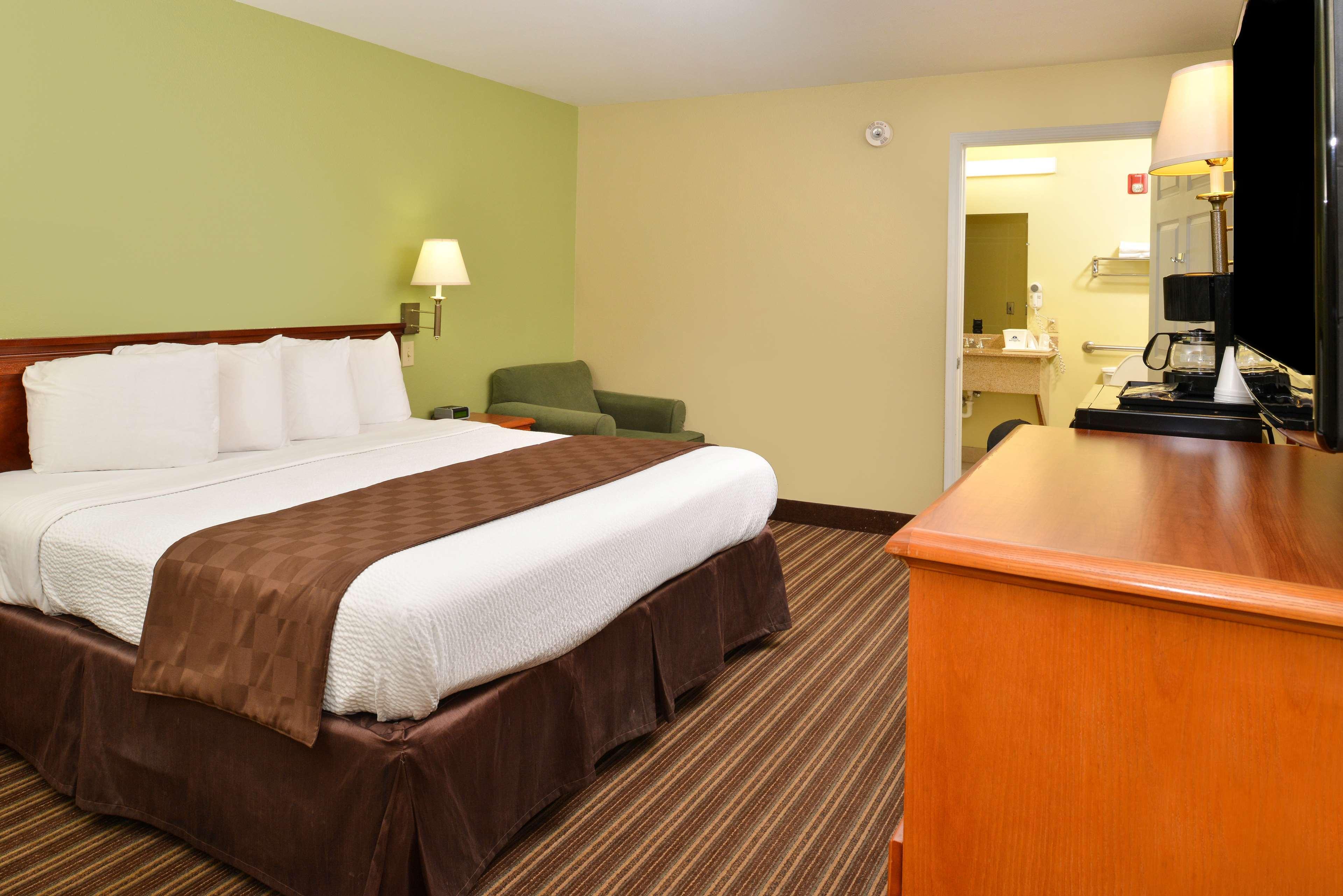 Americas Best Value Inn And Suites Little Rock Buitenkant foto