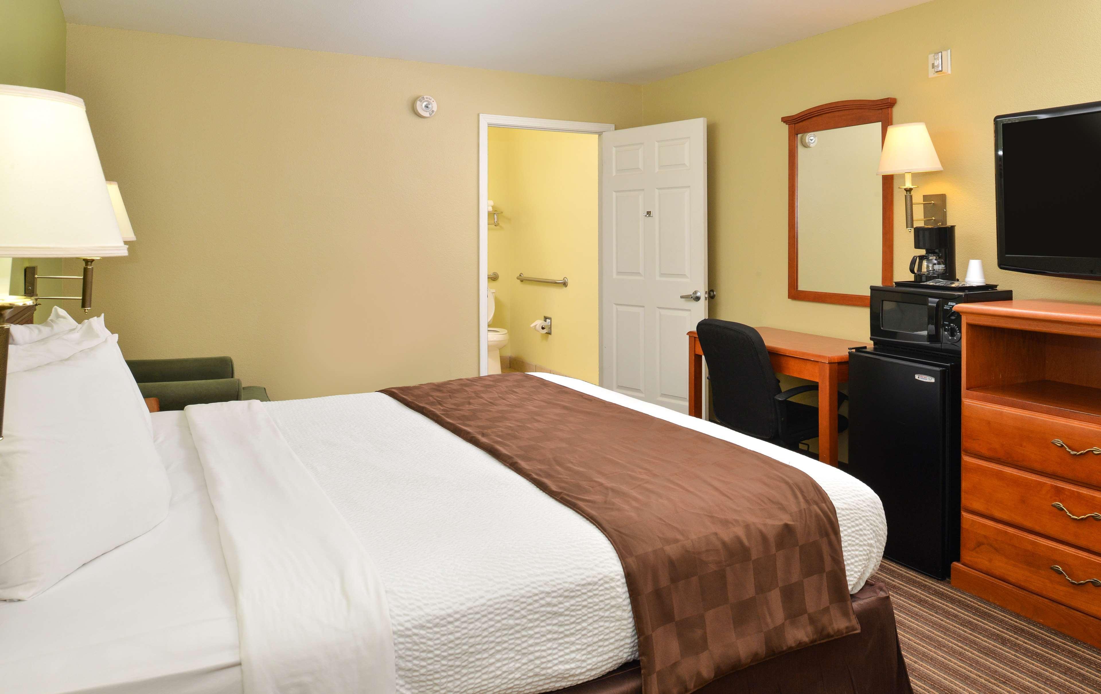 Americas Best Value Inn And Suites Little Rock Buitenkant foto