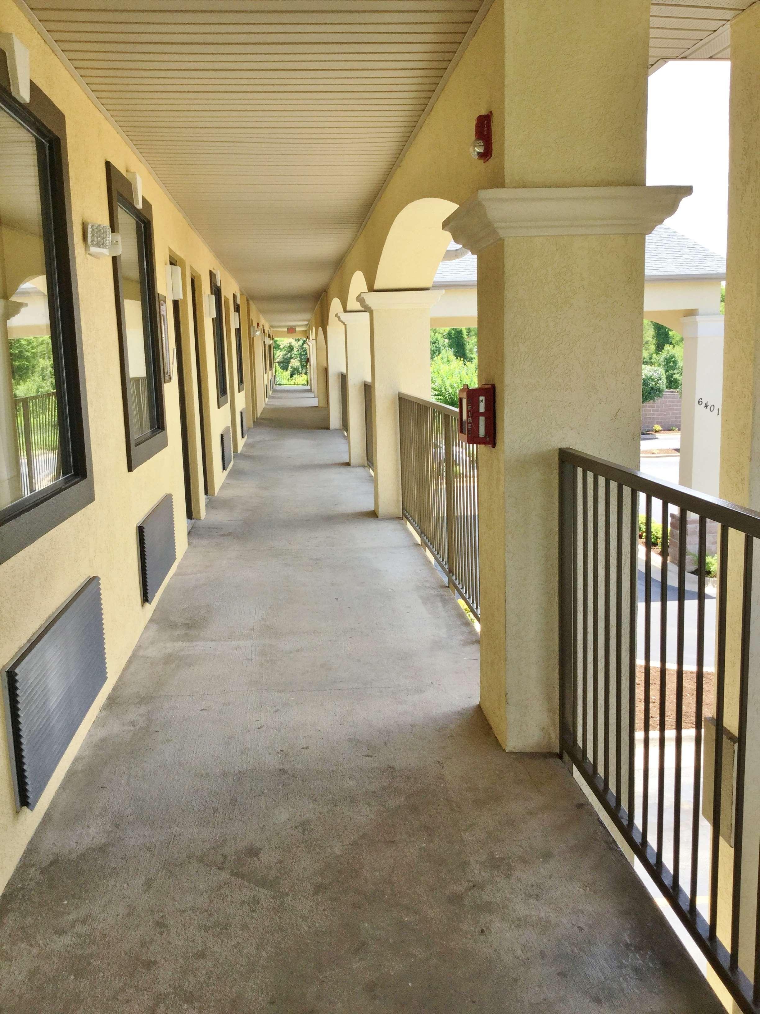 Americas Best Value Inn And Suites Little Rock Buitenkant foto