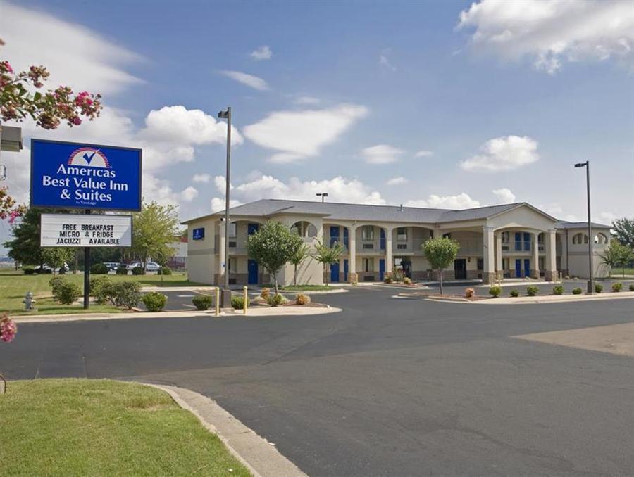 Americas Best Value Inn And Suites Little Rock Buitenkant foto