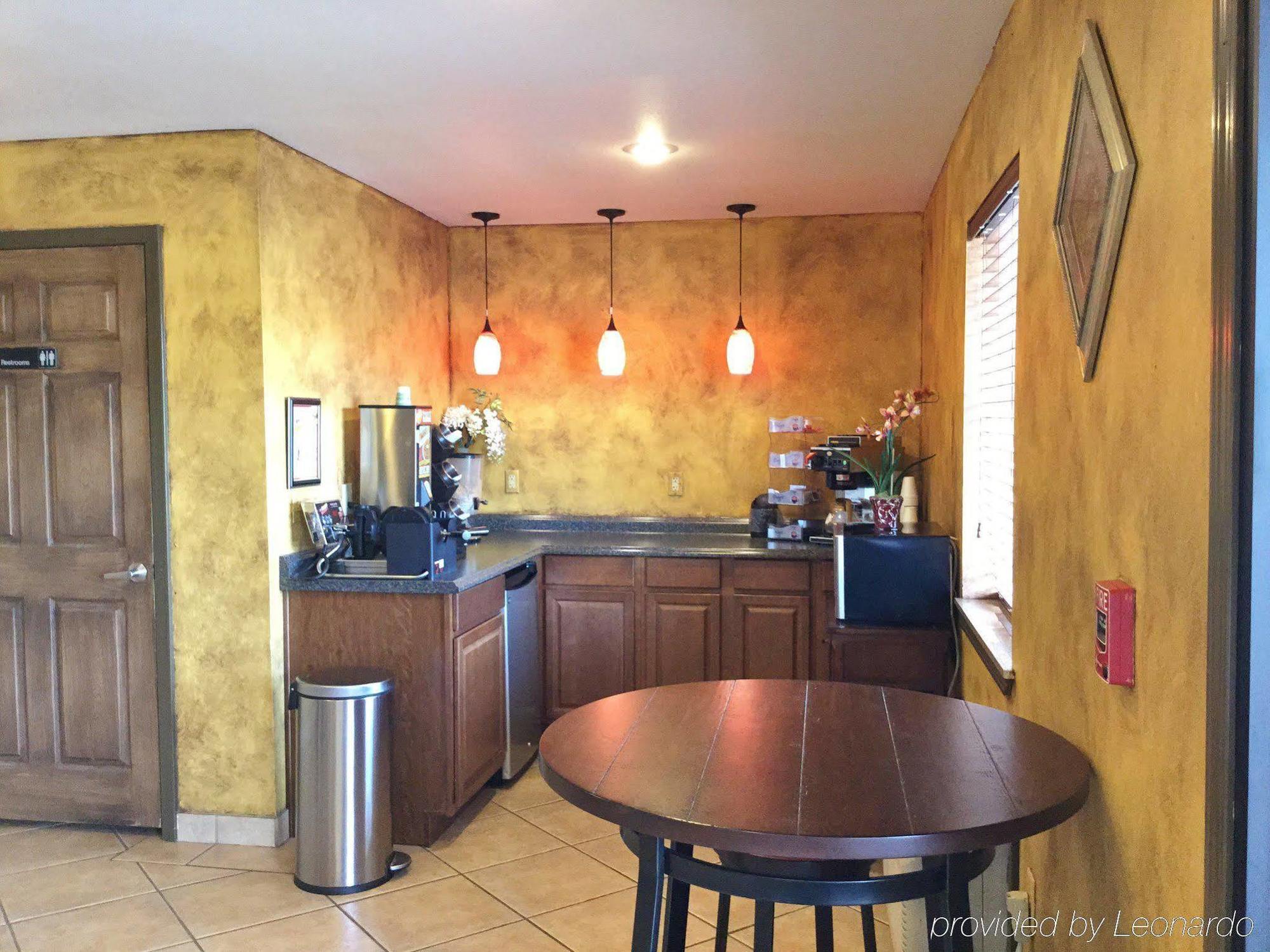 Americas Best Value Inn And Suites Little Rock Buitenkant foto
